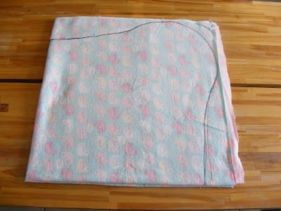 Baby-Car-Seat-Blankie-Tutorial-2