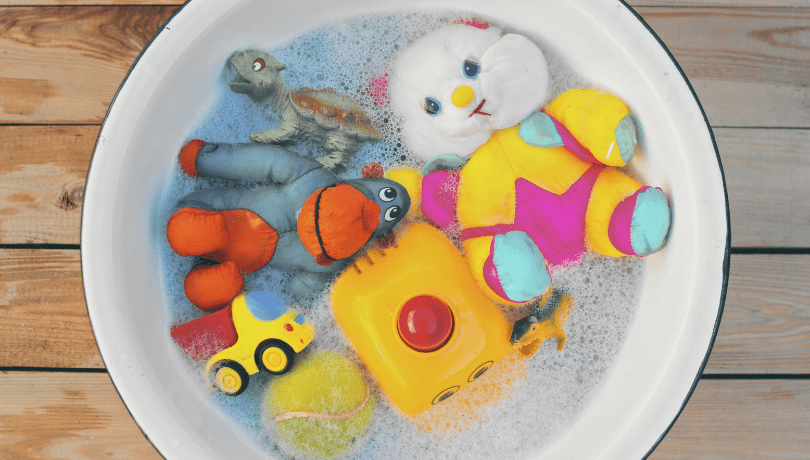baby-toys-soaking-in-a-cleaning-solution