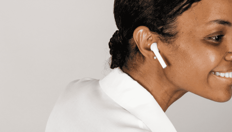 woman-wearing-an-airpod-in-ear